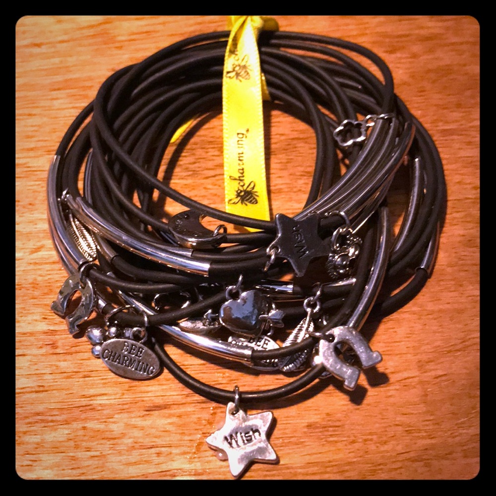 Bee Charming Black/Silver Stretch Charm Bracelet